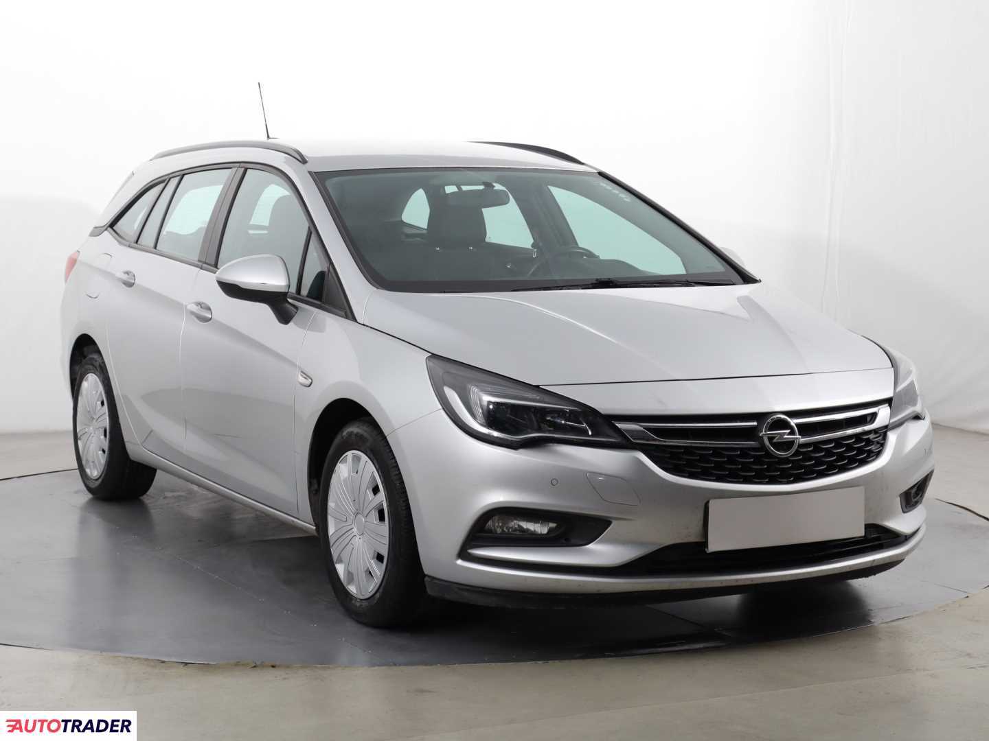 Opel Astra 2018 1.6 93 KM