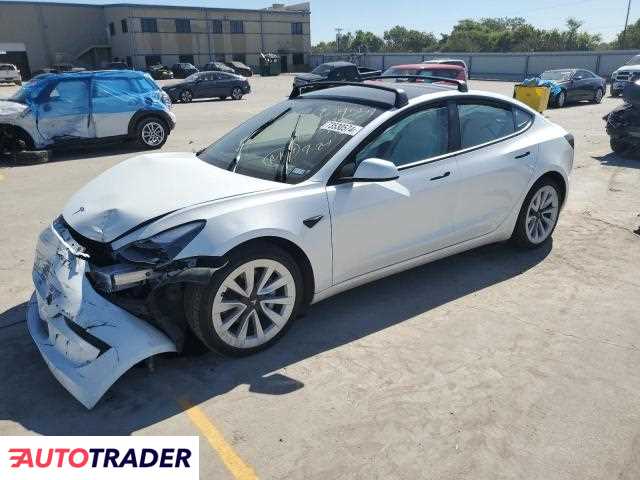 Tesla Model 3 2023