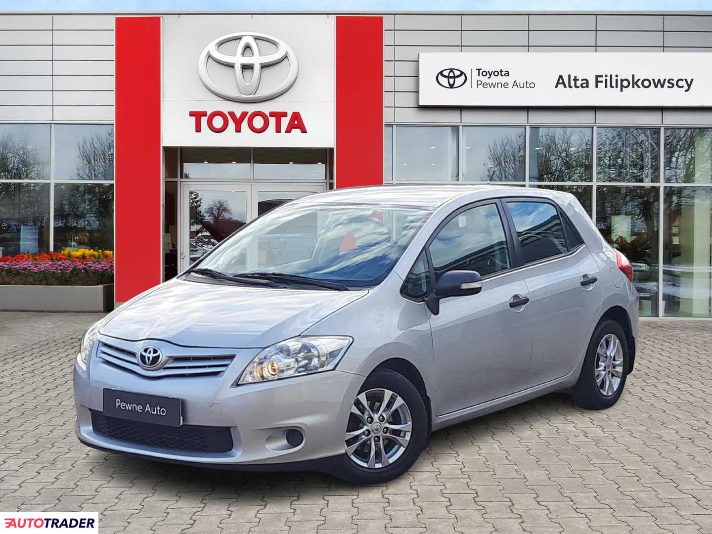Toyota Auris 2012 1.4 90 KM