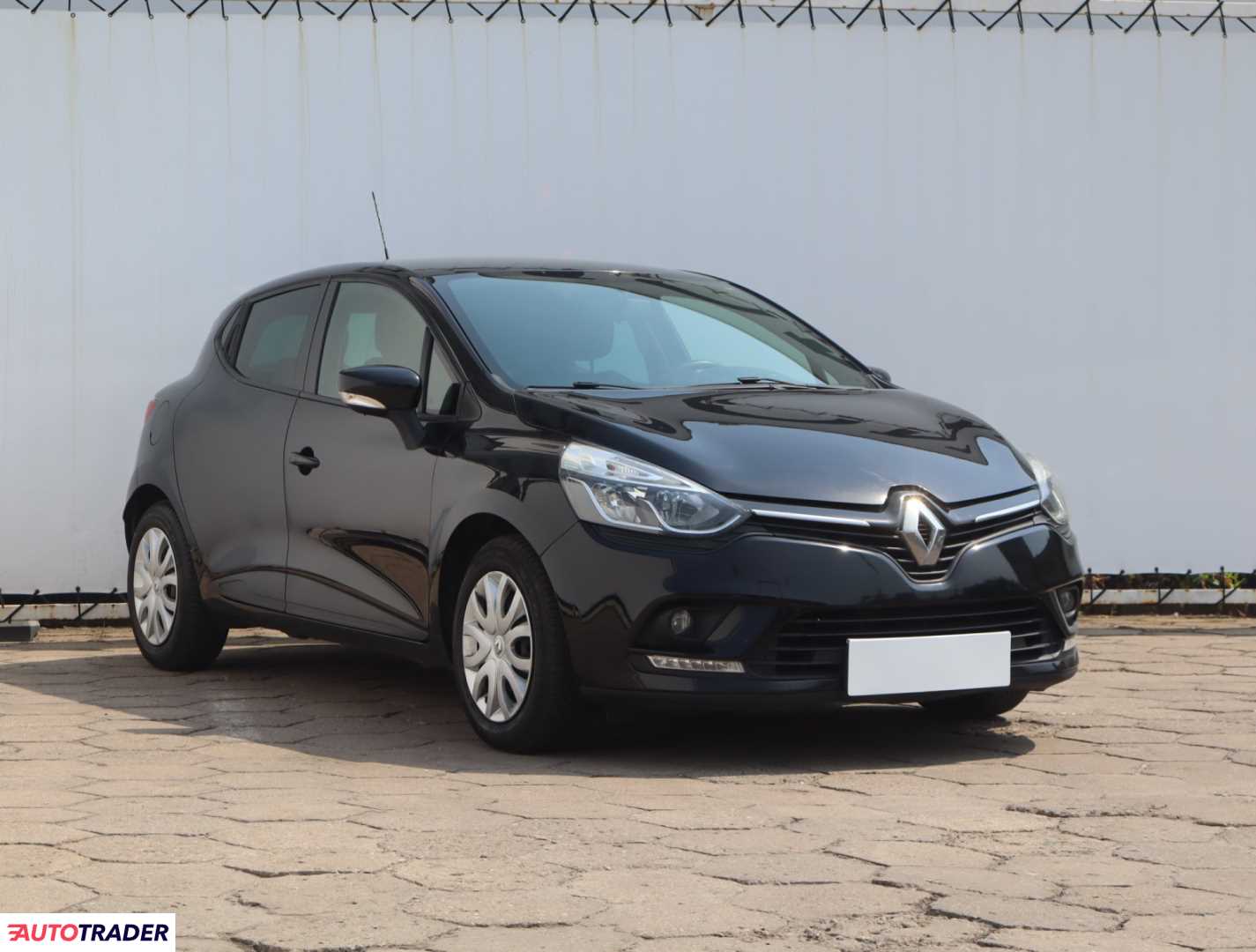 Renault Clio 2019 0.9 88 KM