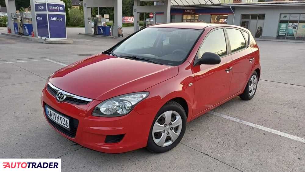 Hyundai i30 2008 1.4 109 KM