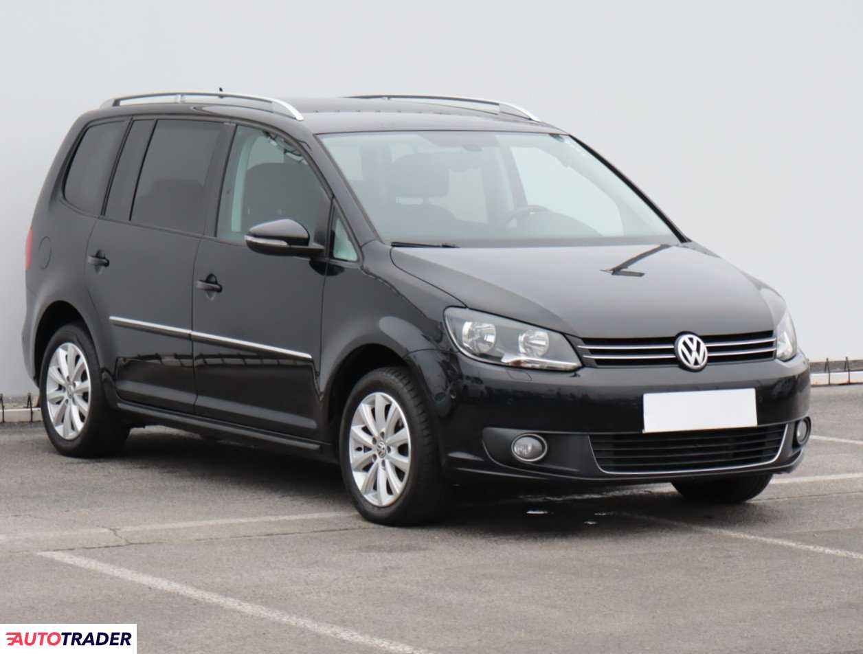 Volkswagen Touran 2012 2.0 138 KM