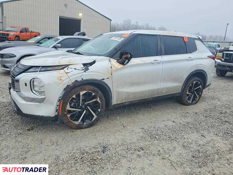 Mitsubishi Outlander 2022 2