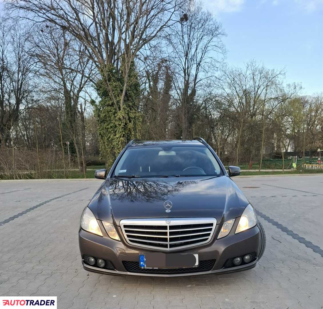 Mercedes E-klasa 2010 2.1 136 KM