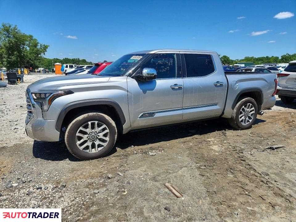 Toyota Tundra 2023