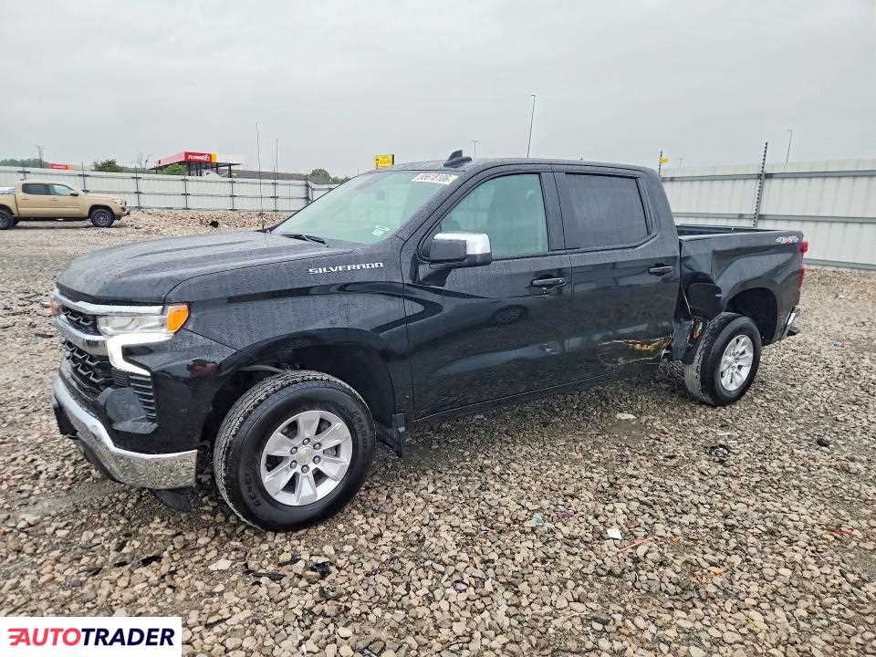 Chevrolet Silverado 2025 5