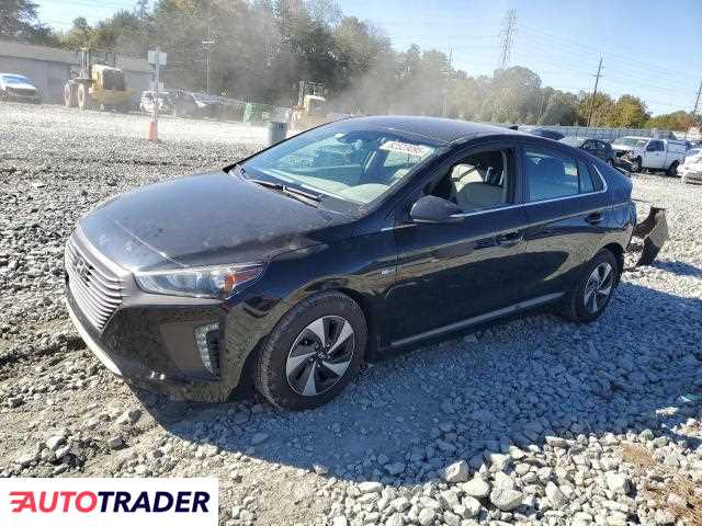 Hyundai IONIQ Hybrid 2019 1
