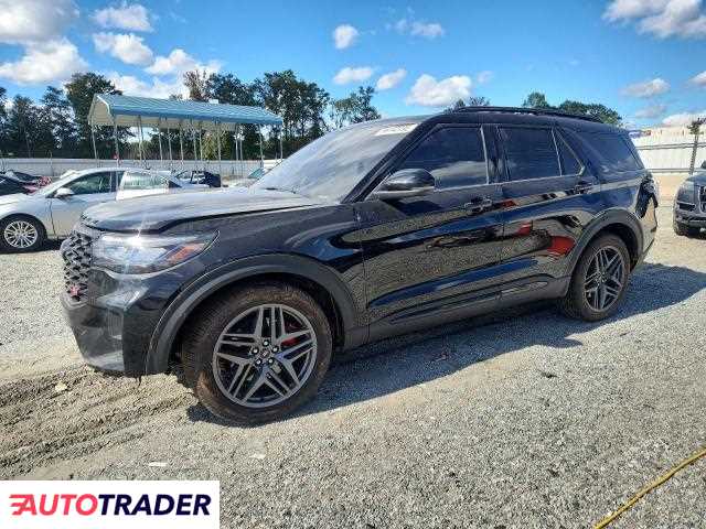 Ford Explorer 2025 3