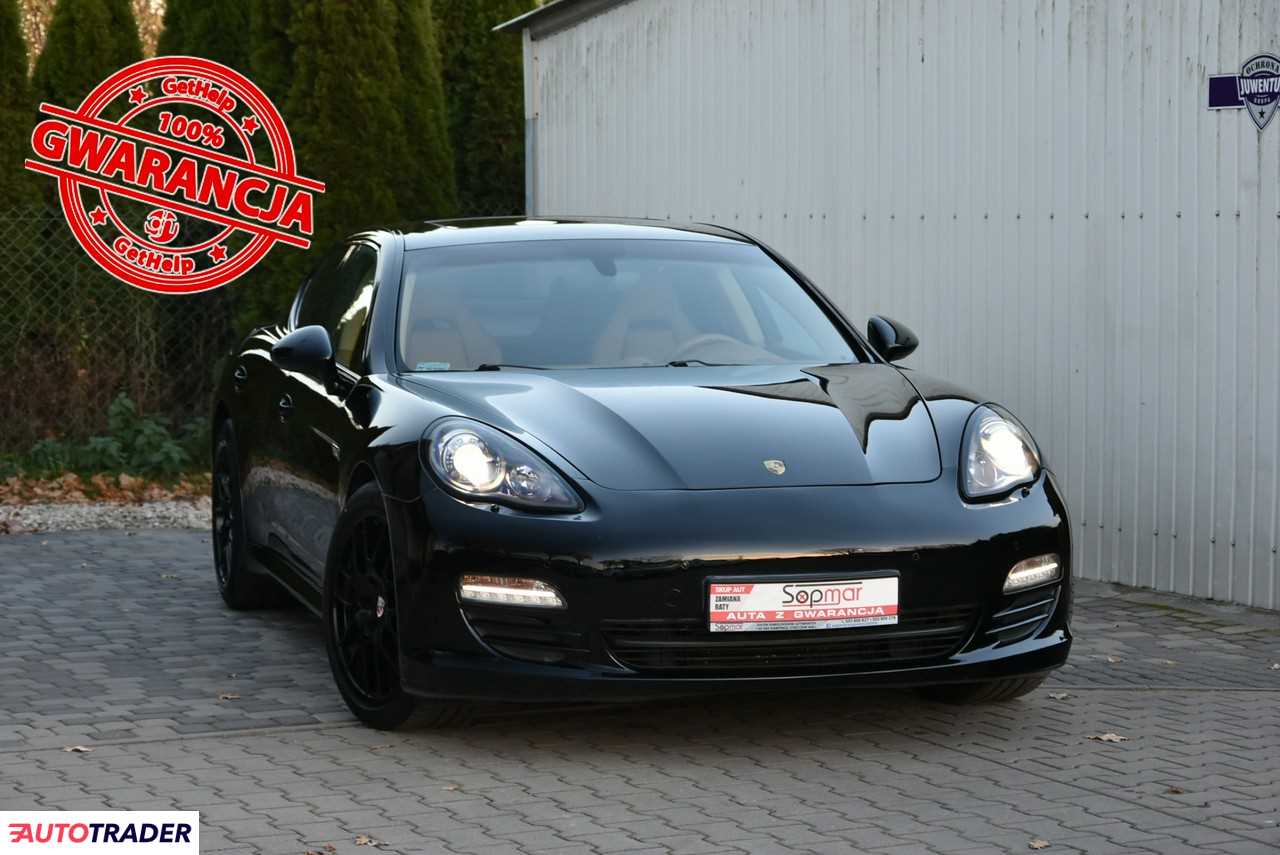 Porsche Panamera 2011 4.8 400 KM