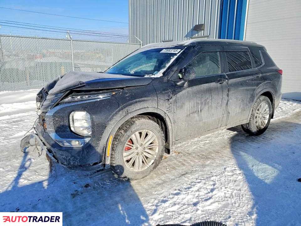 Mitsubishi Outlander 2024 2