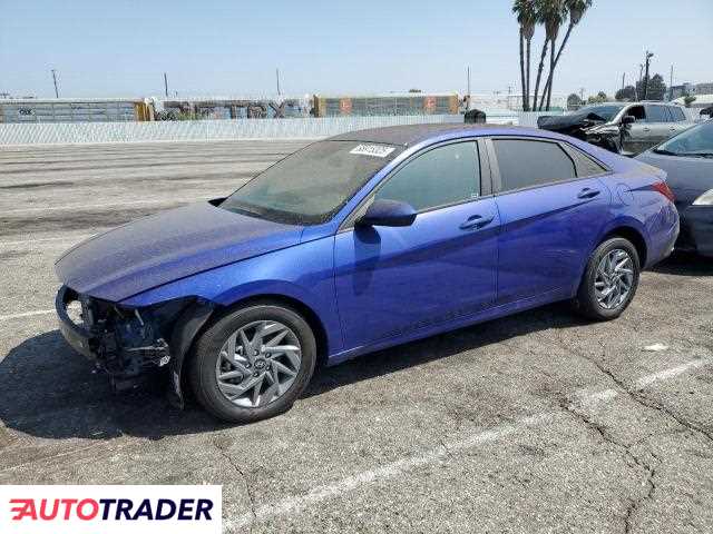 Hyundai Elantra 2025 1