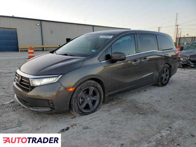 Honda Odyssey 2021 3