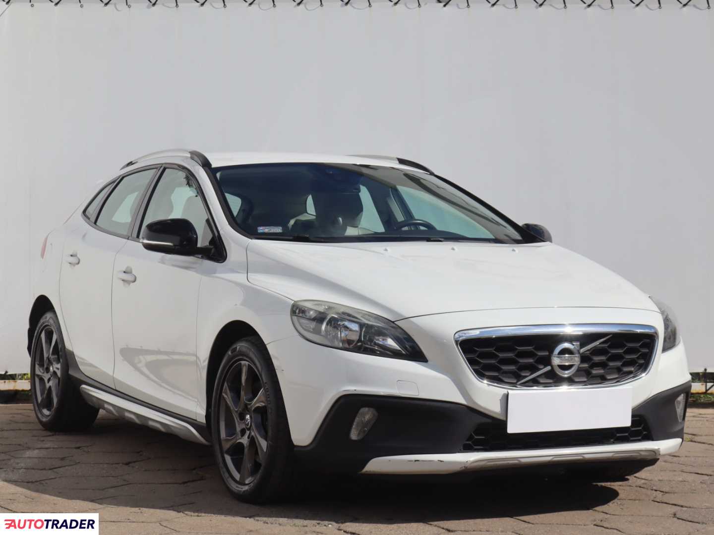Volvo V40 Cross Country 2014 2.0 177 KM
