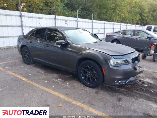 Chrysler 300C 2019 3