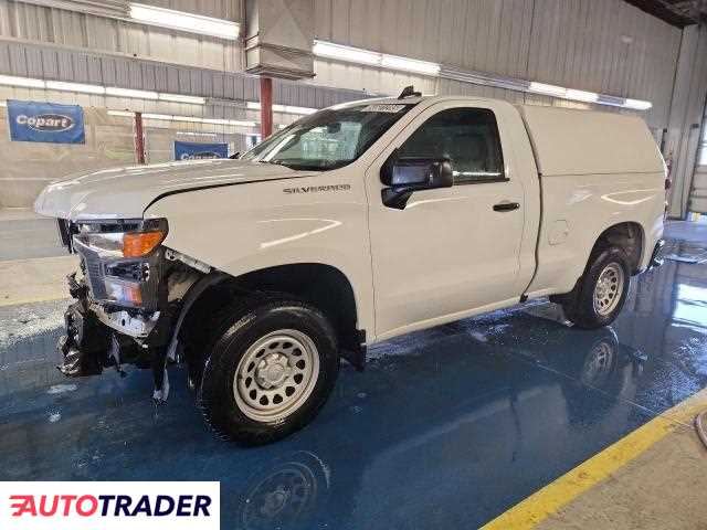 Chevrolet Silverado 2023 2
