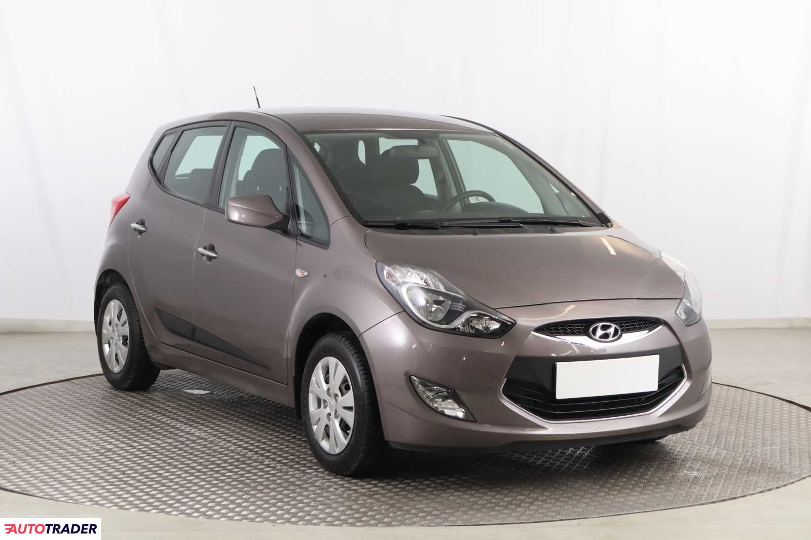 Hyundai ix20 2015 1.4 88 KM