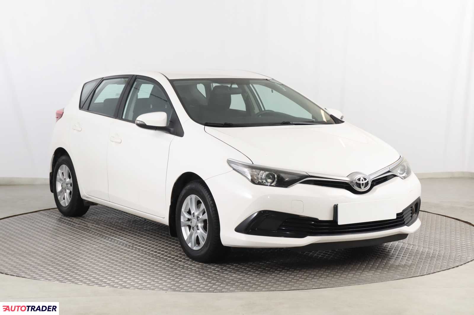 Toyota Auris 2016 1.3 97 KM Toyota Auris 2016 1.3 97 KM