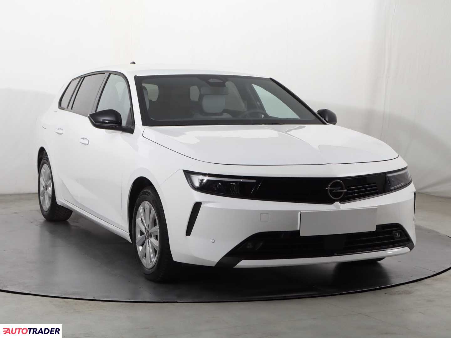 Opel Astra 2024 1.2 128 KM