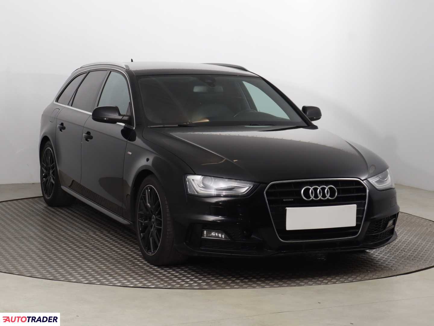 Audi A4 2015 2.0 187 KM