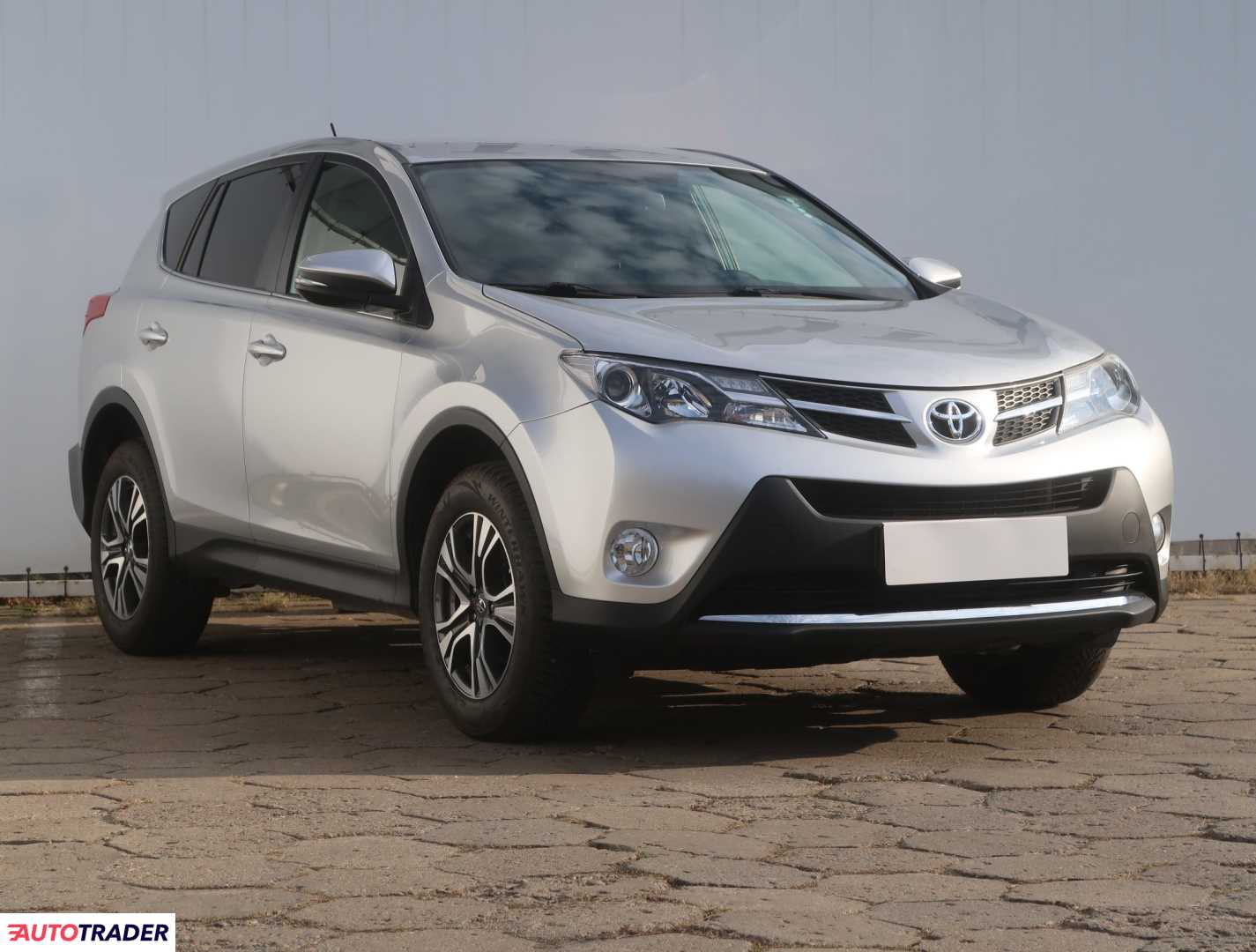 Toyota RAV 4 2015 2.0 122 KM