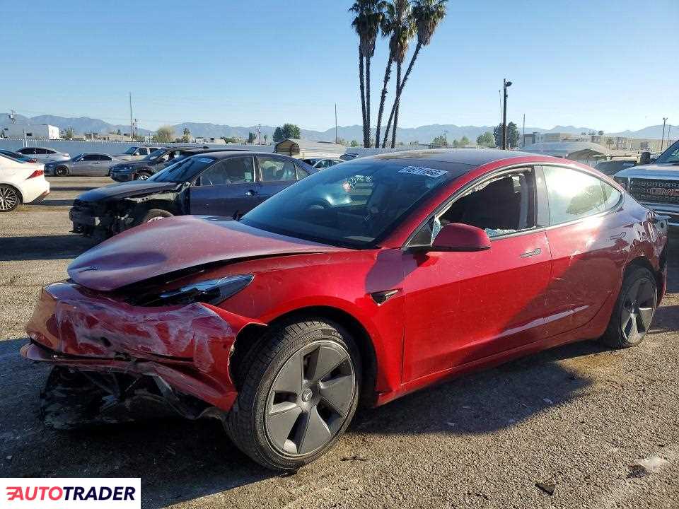 Tesla Model 3 2022