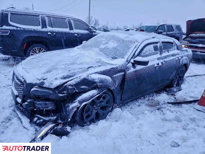 Chrysler 300C 2022 3