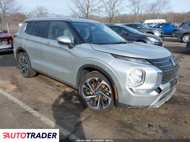 Mitsubishi Outlander 2025 2