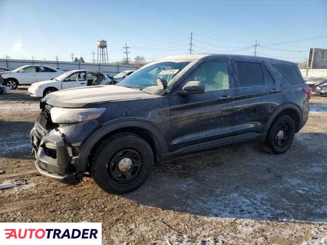 Ford Explorer 2021 3