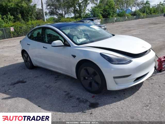 Tesla Model 3 2023