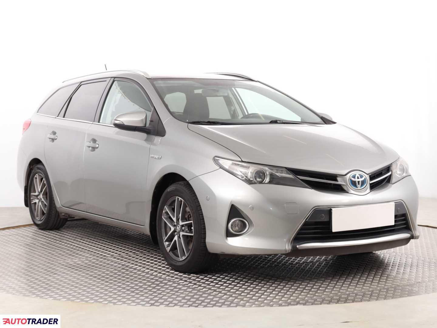 Toyota Auris 2014 1.8 134 KM