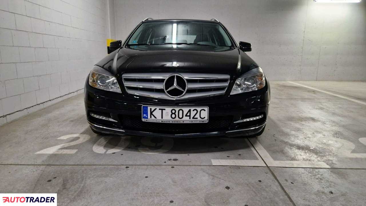 Mercedes C-klasa 2010 1.8 184 KM Mercedes C-klasa 2010 1.8 184 KM