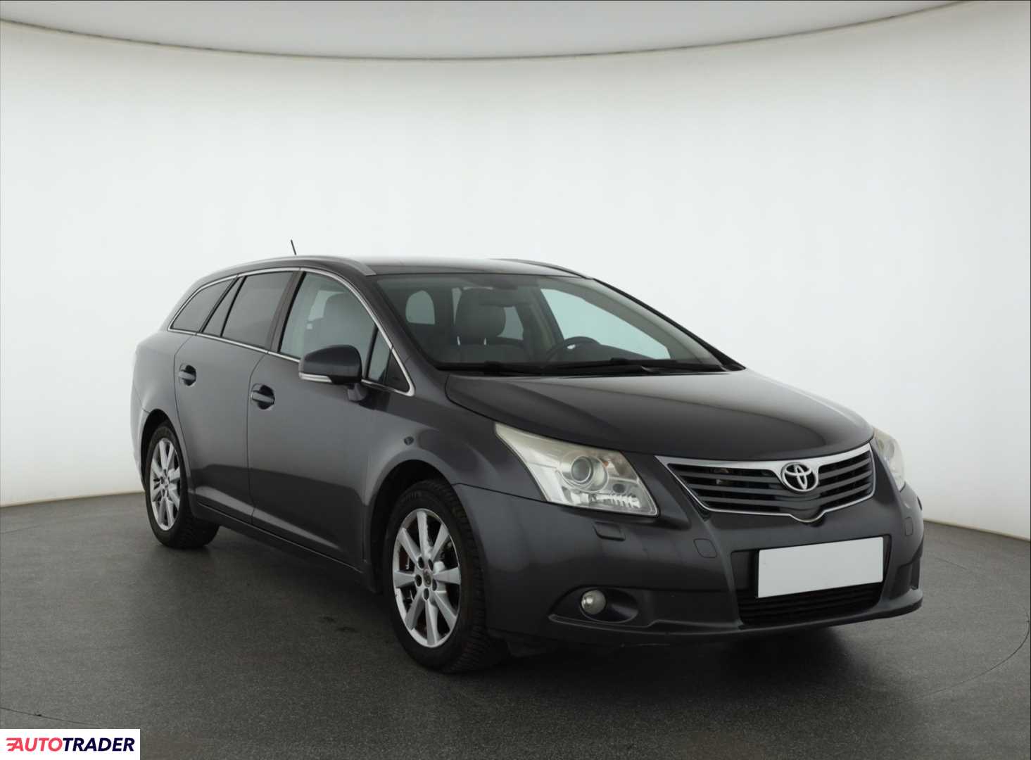 Toyota Avensis 2011 2.0 150 KM
