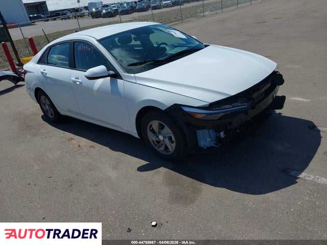 Hyundai Elantra 2025 2