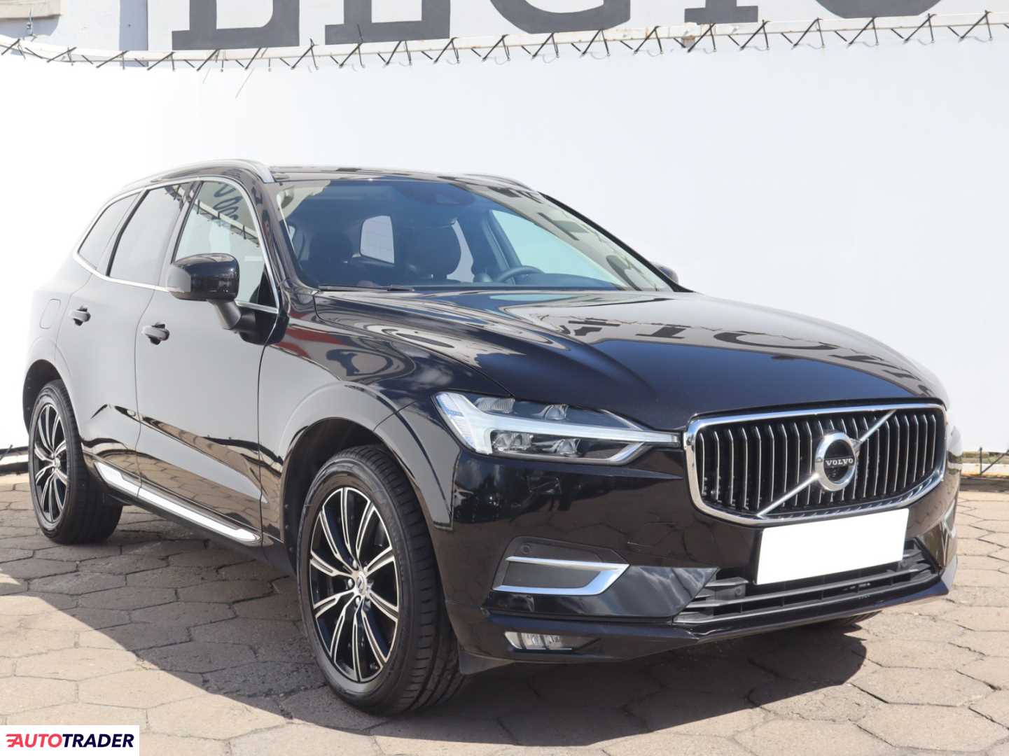 Volvo XC60 2017 2.0 187 KM
