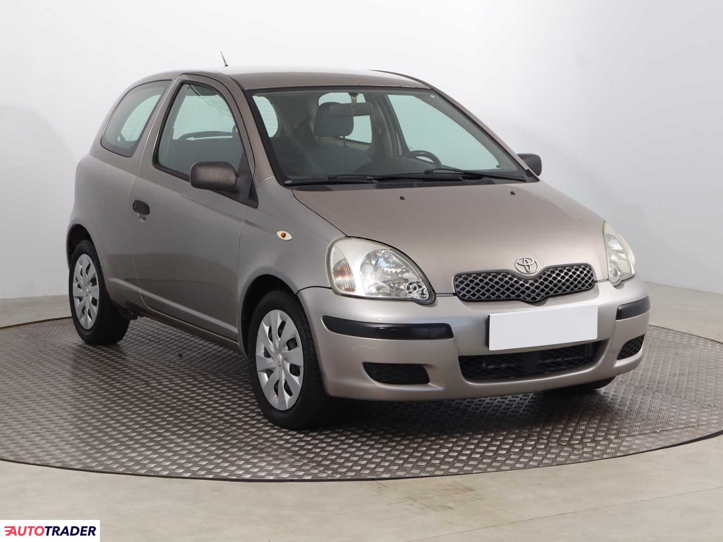 Toyota Yaris 2005 1.4 73 KM
