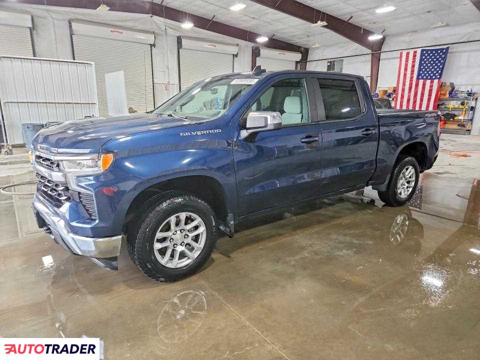Chevrolet Silverado 2022 5