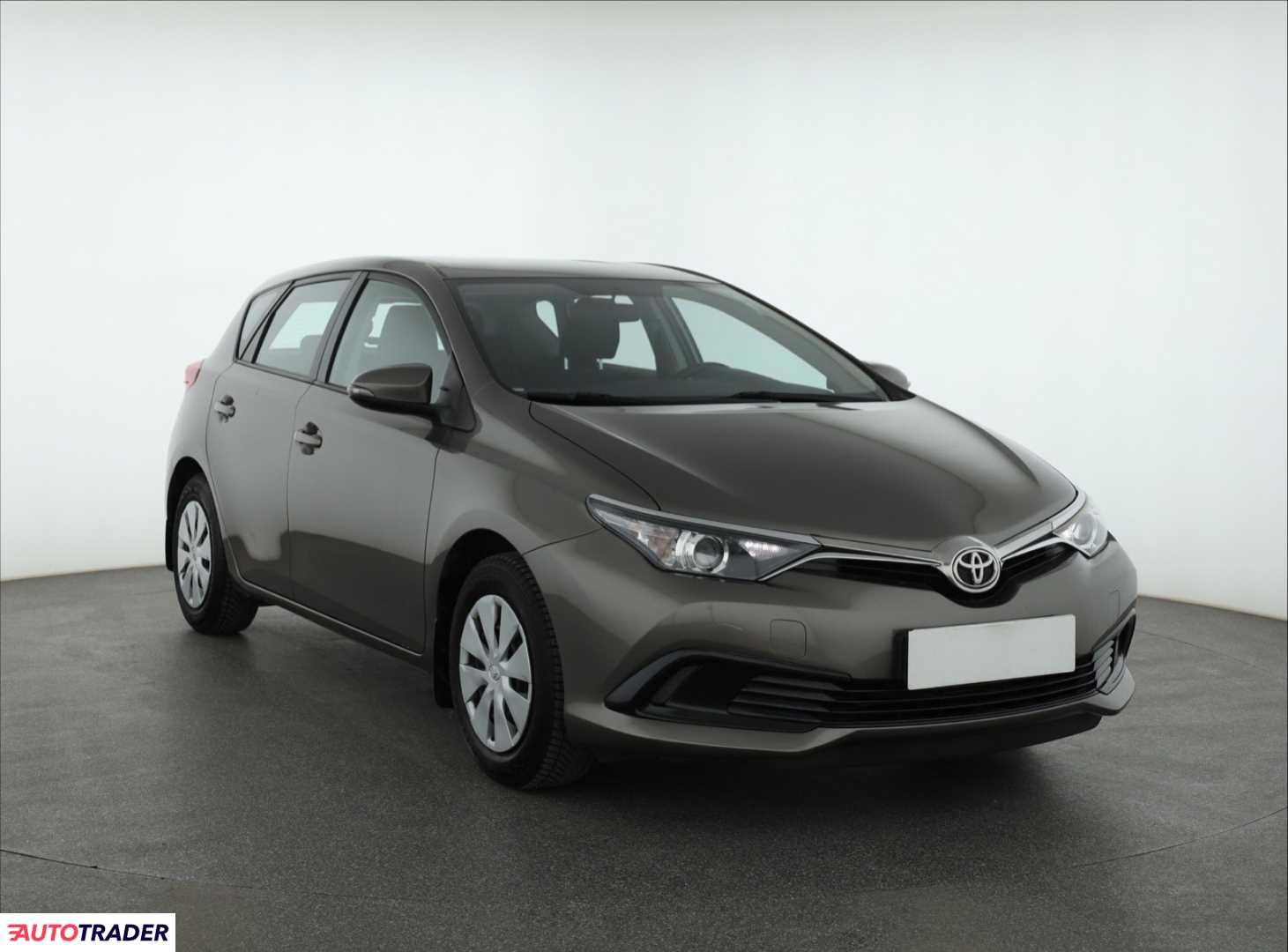 Toyota Auris 2016 1.3 97 KM Toyota Auris 2016 1.3 97 KM