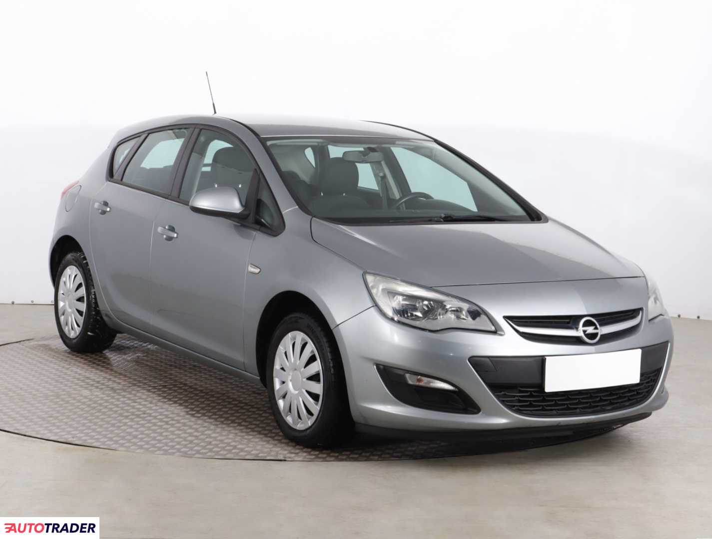 Opel Astra 2015 1.4 99 KM