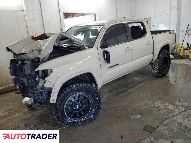 Toyota Tacoma 3.0 benzyna 2019r. (MADISONVILLE)