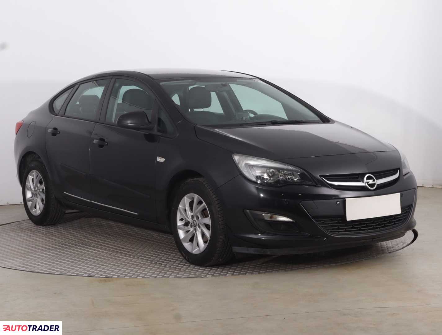 Opel Astra 2016 1.6 113 KM