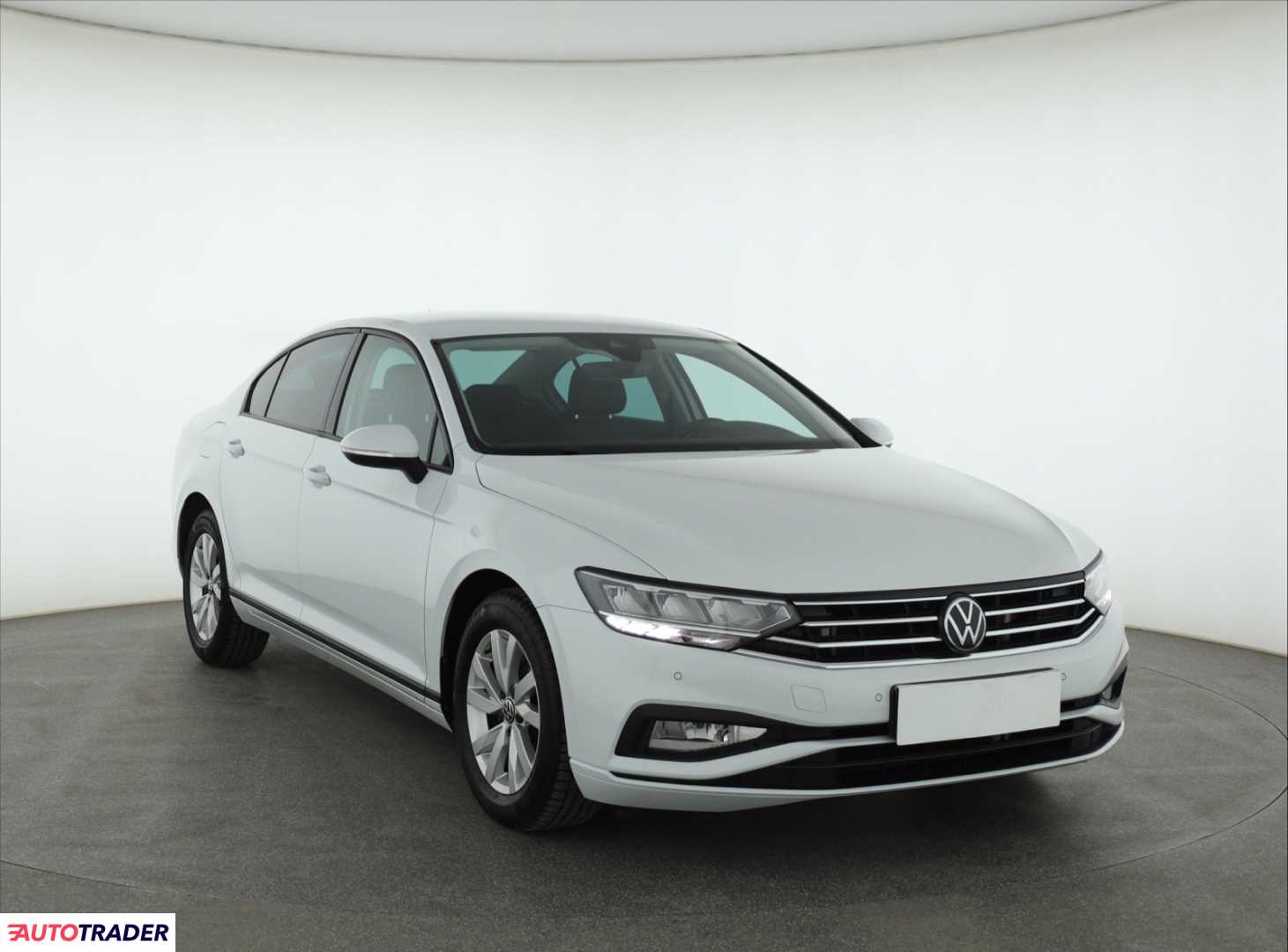 Volkswagen Passat 2022 2.0 147 KM