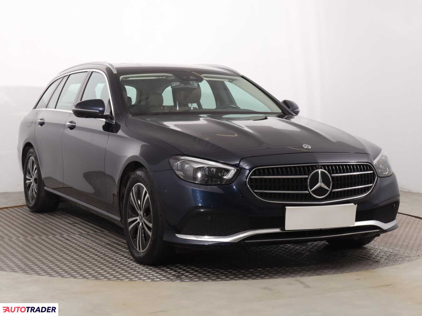 Mercedes E-klasa 2021 2.0 191 KM