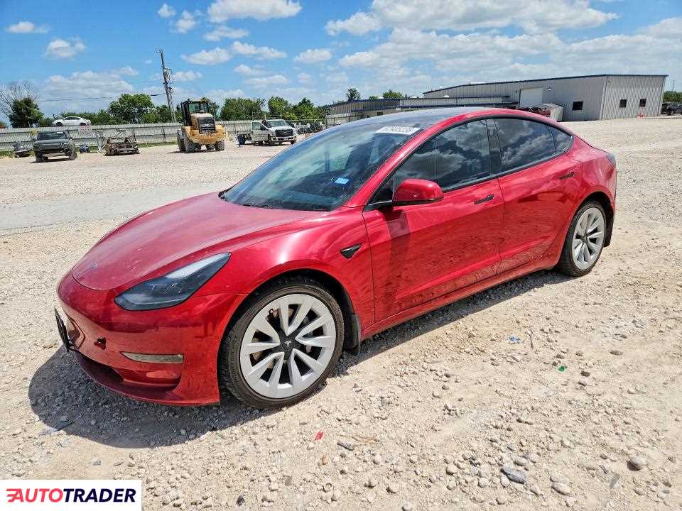 Tesla Model 3 2021