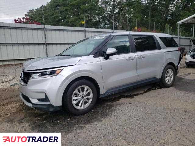 Kia Carnival 2023 3