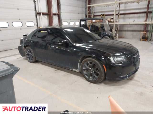 Chrysler 300C 2021 3