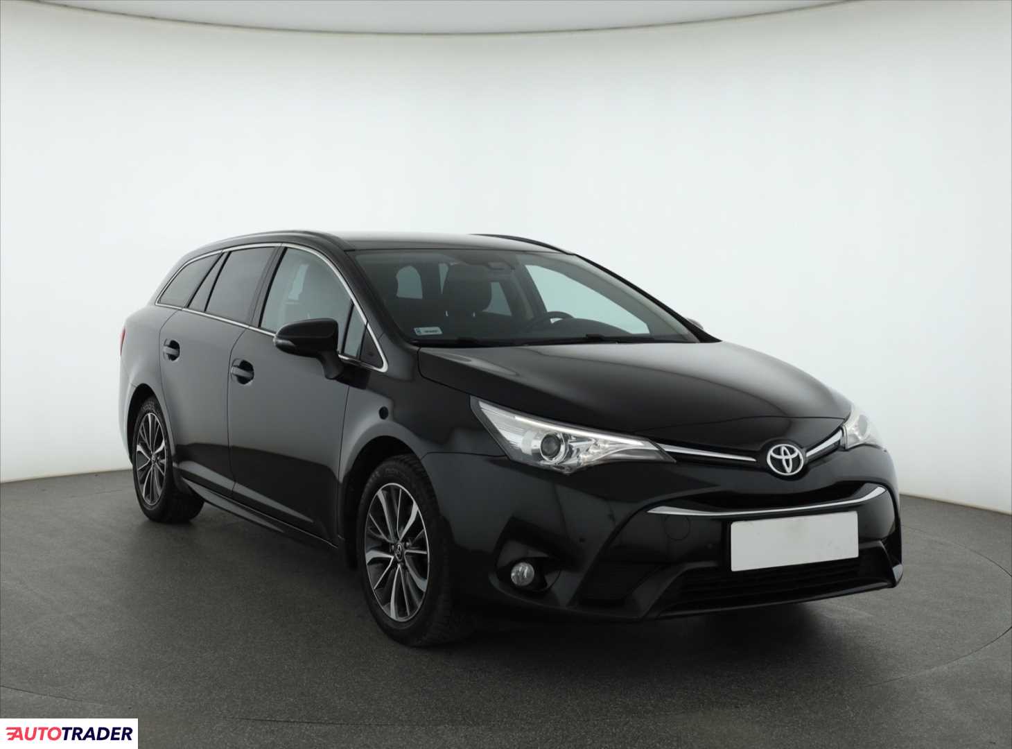 Toyota Avensis 2017 2.0 140 KM
