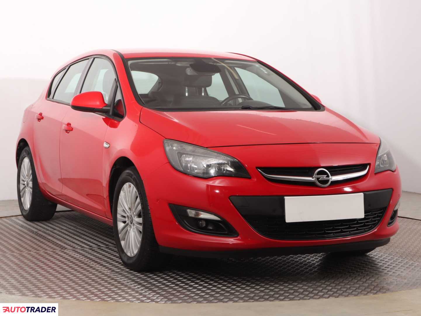 Opel Astra 2014 1.6 108 KM