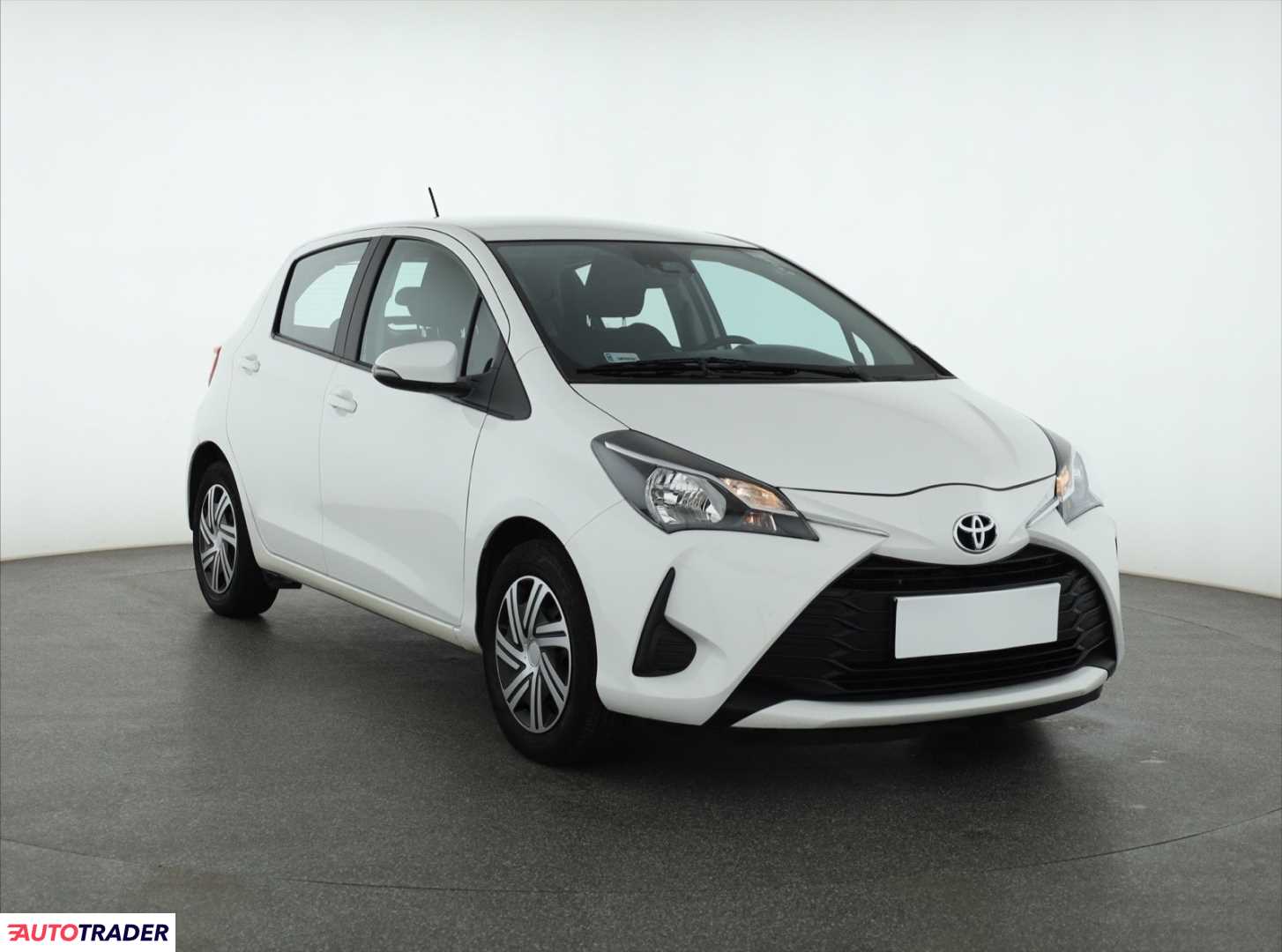 Toyota Yaris 2019 1.0 71 KM Toyota Yaris 2019 1.0 71 KM