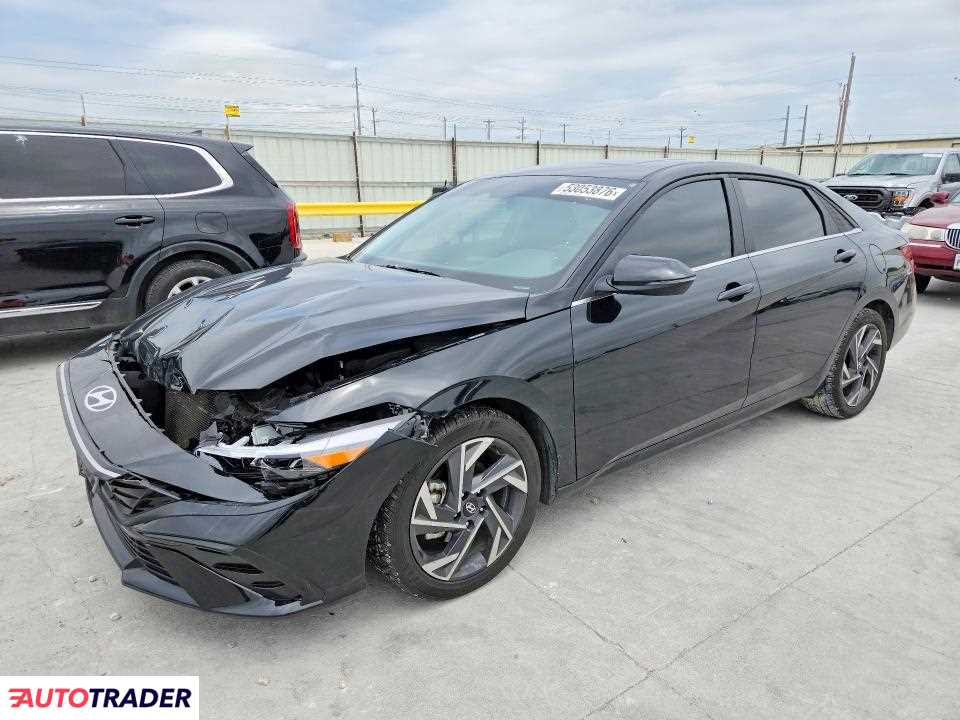 Hyundai Elantra 2025 2