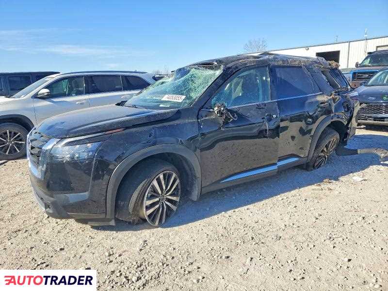 Nissan Pathfinder 2025 3